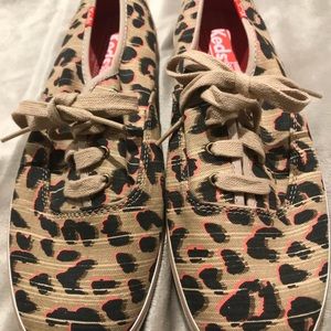 NEW women’s KEDS leopard print size 8.5